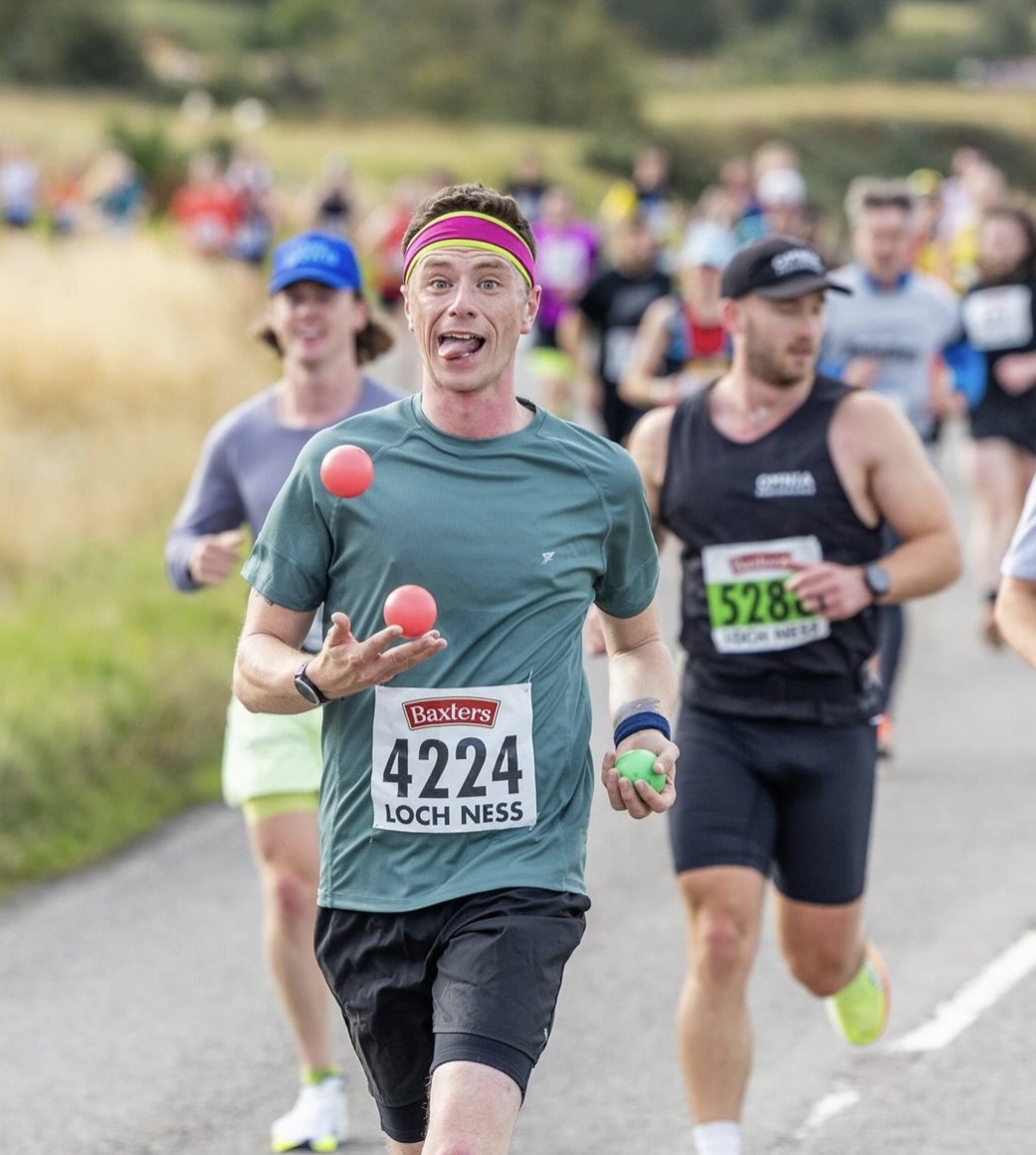 Juggling Runner: James McDiarmid's Extraordinary Journey - Run Tri Bike