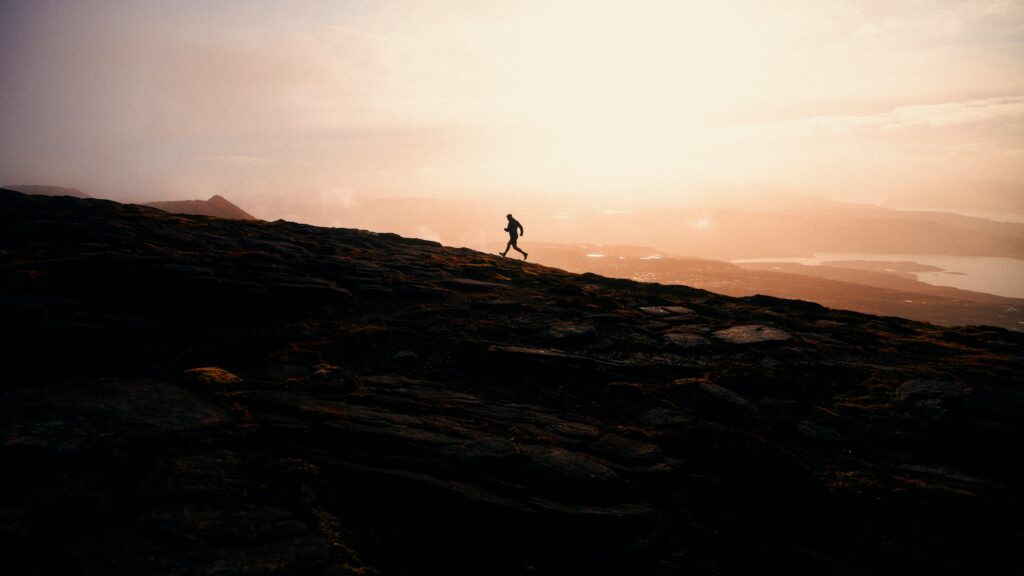Running Slows Down a Fast Life With Mindfulness and Presence - Run Tri Bike